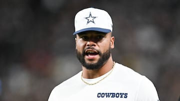 The former Giants running back caused a buzz on social media after voicing a controversial opinion regarding Dallas Cowboys' starting quarterback.